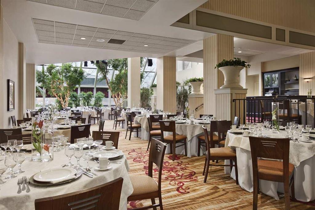 ฮิลตันฟอร์ตเวย์นแอทเดอะแกรนด์เวย์นคอนเวนชั่นเซนเตอ Hotel ฟอร์ตเวน ร้านอาหาร รูปภาพ